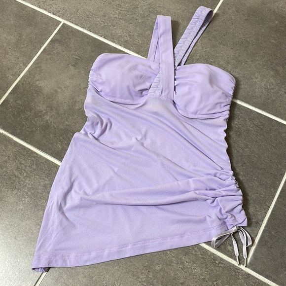 Lululemon Some Like It Hot Tank size 6
Lilac - Picture 3 of 9